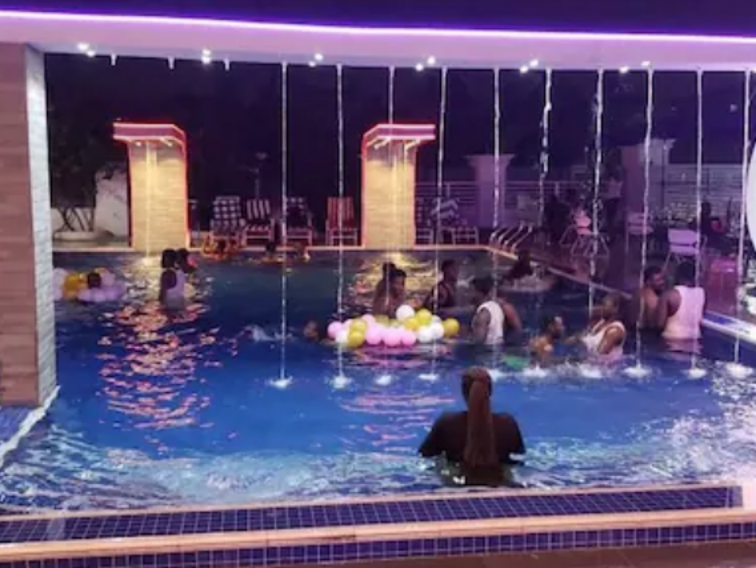 Park Spring Hotel, Cape Coast, Ghana, best price stay